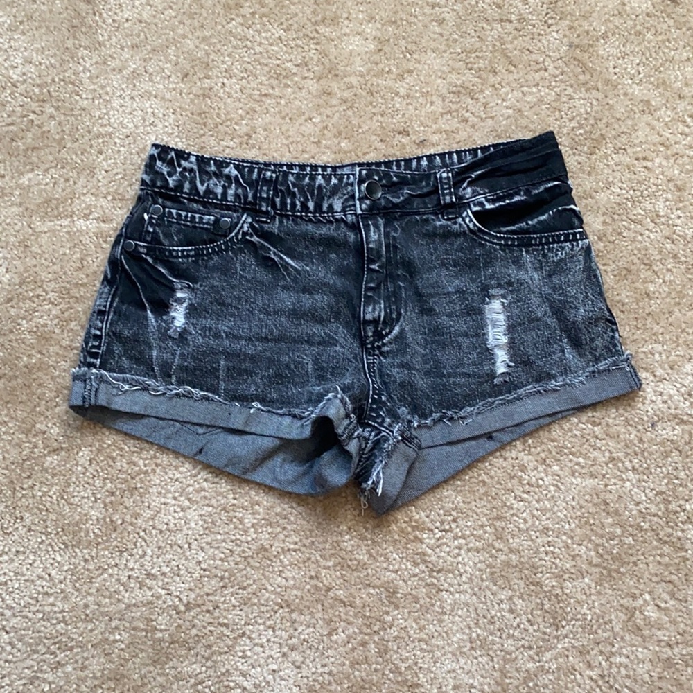 Black acid wash Forever 21 shorts